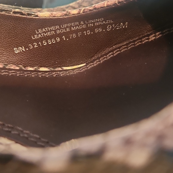 Tory Burch Astoria Leather Snakeskin Print Wedges. - Picture 8 of 11